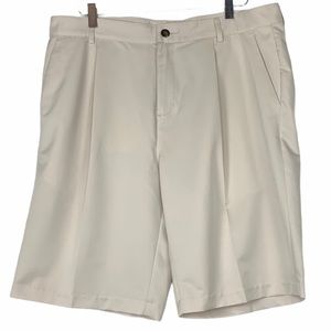 Adidas ClimaLite Stone Golf Athletic Shorts Sz 35